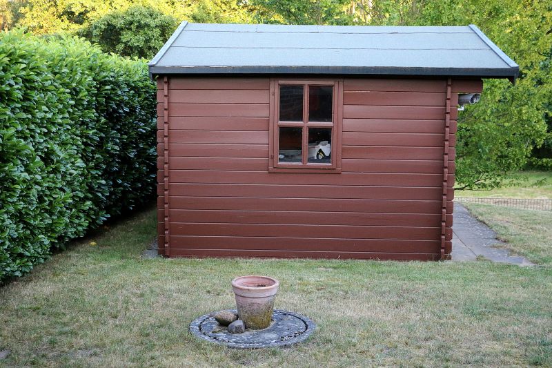 Shed Painting